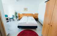 Kamar Tidur 3 Heilbronner Pension am Theater