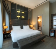 Bedroom 7 Tryp by Wyndham Istanbul Topkapi