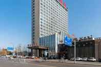 ภายนอกอาคาร Hebei Jingye Hotel