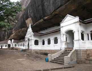 Exterior 2 Rangala Hostel