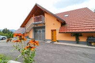 Exterior Apartments Laznica