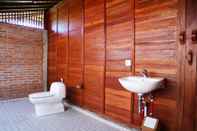 In-room Bathroom The Tetamian Bali