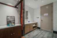 In-room Bathroom Manxin Hotel Qingdao Zhanqiao