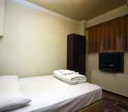 Kamar Tidur 5 Zeybek Hotel