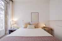 Kamar Tidur BOUTIQUE Rentals Flores Plaza