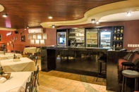 Quầy bar, cafe và phòng lounge Don Antonio Hotel