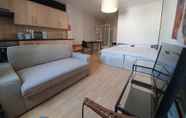 ห้องนอน 4 Studio Apartment in South Kensington 1