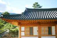 Exterior Hadong Today Sun Hanok Traditional House