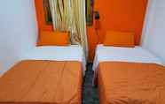 Kamar Tidur 2 Low Cost Room Plaza de Hierro II