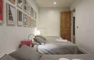 Bedroom 6 Casco Viejo Comodidad y Elegancia by Urban Hosts