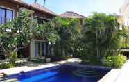 Swimming Pool 6 Jukung Dive Resort Bali