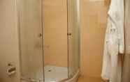 In-room Bathroom 6 ASCAR hotel Baku