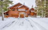 Exterior 4 Bear Meadows Lodge - Hot Tub - Tahoe Donner 6 Bedroom Home by Redawning