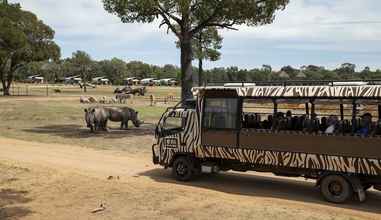 Exterior 4 Zoofari Lodge at Taronga Western Plains