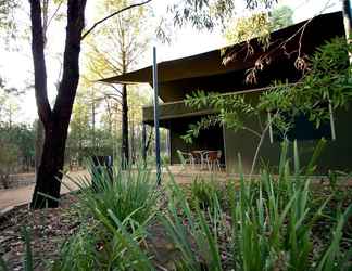 Exterior 2 Zoofari Lodge at Taronga Western Plains