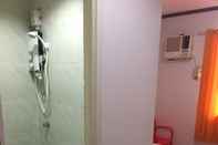 Toilet Kamar Princess Perrine Suites