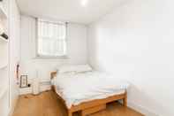 Bedroom 1 Bedroom Flat near Hoxton & Shoreditch