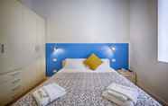 Kamar Tidur 7 Oltremare Modern Flat