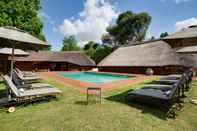 Swimming Pool Whispering Pines Country Estate