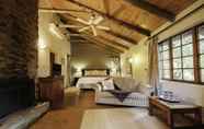 Bilik Tidur 5 Whispering Pines Country Estate