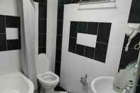 In-room Bathroom Reikartz Kokand