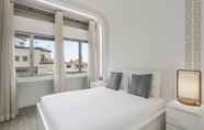 Kamar Tidur 4 Drapes Design Apartments III by An Island Apart