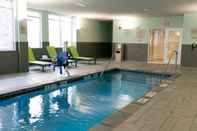 Swimming Pool SpringHill Suites by Marriott South Bend Notre Dame Area