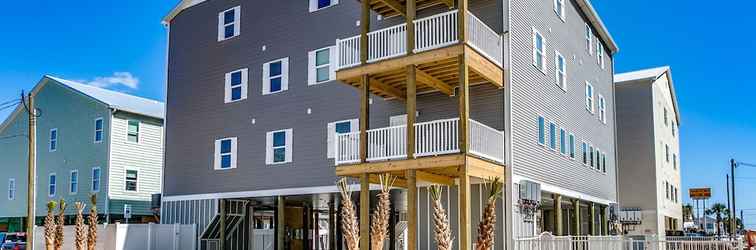 Exterior Together Resorts Cherry Grove Resort at 5401 A N Ocean Blvd