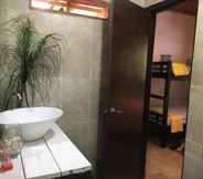 In-room Bathroom 3 Cabaña Refugio del Mar