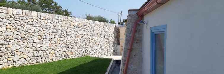 Exterior Trulli Life