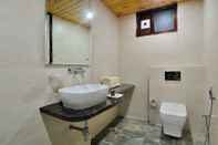 ห้องน้ำภายในห้อง Hotel Grand Uddhav