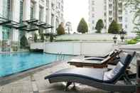 Kolam Renang The Classic 2BR Belleza Apartment