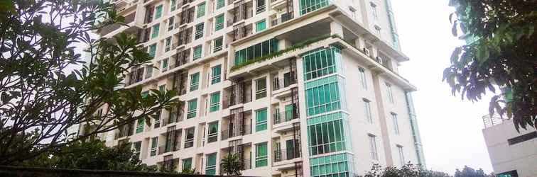 Bangunan City View 1BR Apartment at Woodland Park Residence