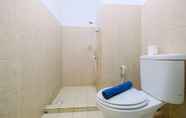 Toilet Kamar 6 Homey 2BR at Green Bay Pluit Apartment near Mall