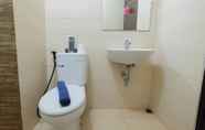 In-room Bathroom 4 Comfortable 2BR Sky Terrace Apartment