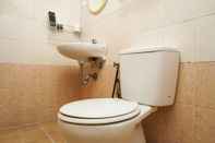 Toilet Kamar Affordable 1BR Mediterania Gajah Mada Apartment