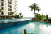 Swimming Pool Modern Studio Apartment at Cinere Resort