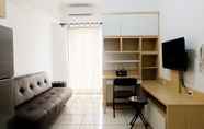 Ruang untuk Umum 5 Comfy 2BR at M-Town Residence Apartment