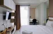 ห้องนอน 3 Simply Minimalist Studio Apartment at Springwood Residence