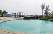 Kolam Renang 3 Cozy Studio Apartment @ Grand Kamala Lagoon