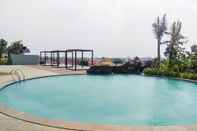 Swimming Pool Cozy Studio Apartment @ Grand Kamala Lagoon