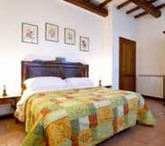 Bilik Tidur 6 Agriturismo Miralduolo