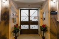 Lobby Homely Apartments by Athens Stay