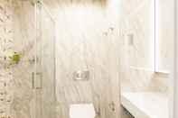 In-room Bathroom Hotel So Marais