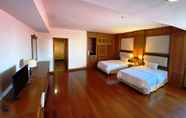 Kamar Tidur 4 Oruseeey Hotel