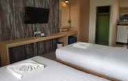 ห้องนอน 6 Blue Bed Pattaya SHA