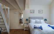 Kamar Tidur 7 Nolton Haven Mill - The Mill House