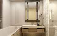 Toilet Kamar 4 Grand Hyatt Hefei