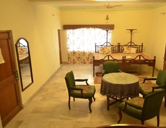 Lobby 2 Sneh Deep Guest House