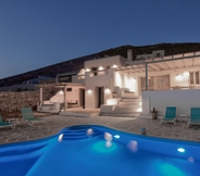 Swimming Pool 5 Villa Livana Naxos